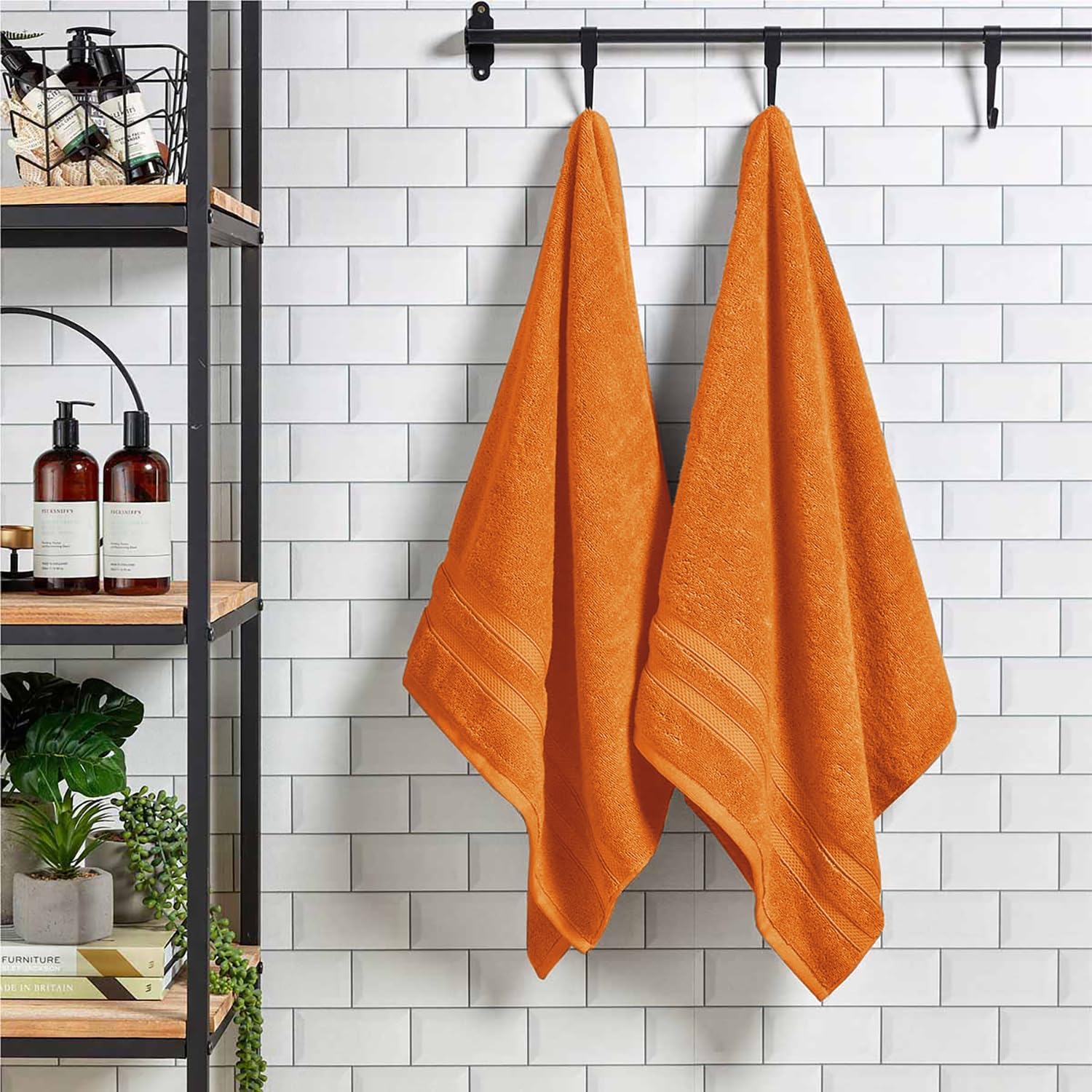 Thumbnail 4 de Christy Chroma Bath Sheets: Set of 2, 675GSM Extra-Absorbent 100% Cotton in Amber Orange