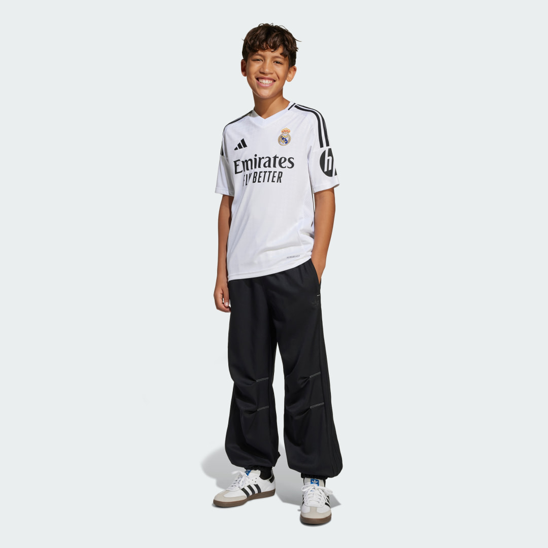 Detalle de Camiseta Real Madrid 24/25 primera equipación para adolescentes – Adidas