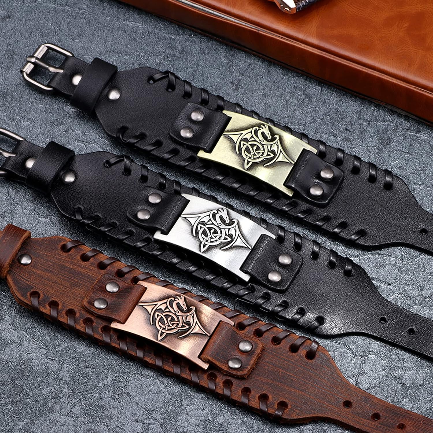 Thumbnail 1 de Thajaling Flying Dragon Totem Lederarmband – Breites Lederarmband mit keltischem Knoten