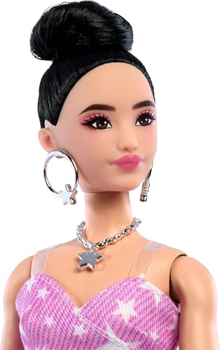 Thumbnail 2 de Barbie Deluxe Style Muñeca n.11 con Vestido Denim Rosa y Estampado de Estrellas (JJN71)