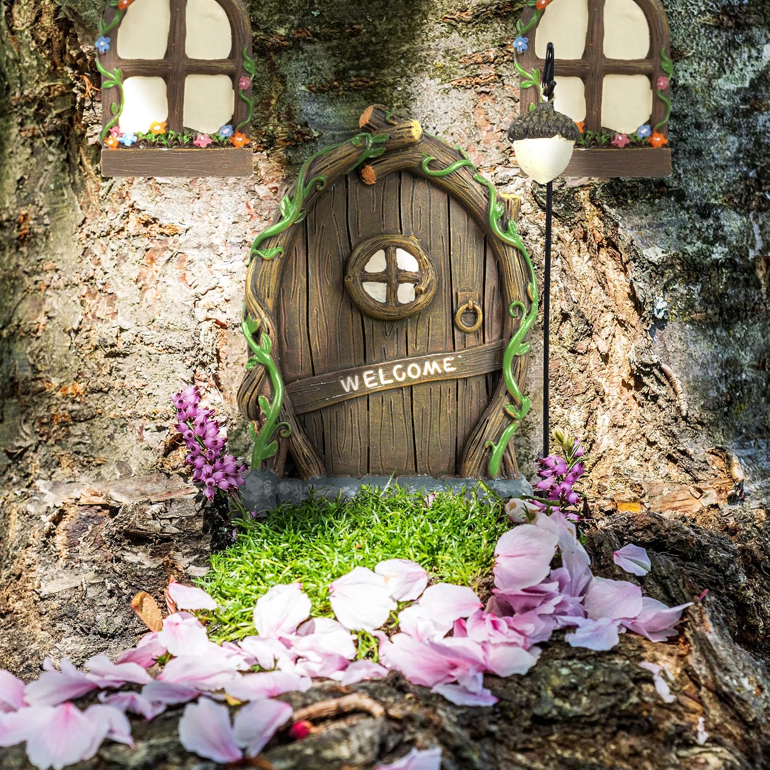 Detalle 2 de Relaxdays Fairy Welcome Set garden decoration with door, two windows and lantern
