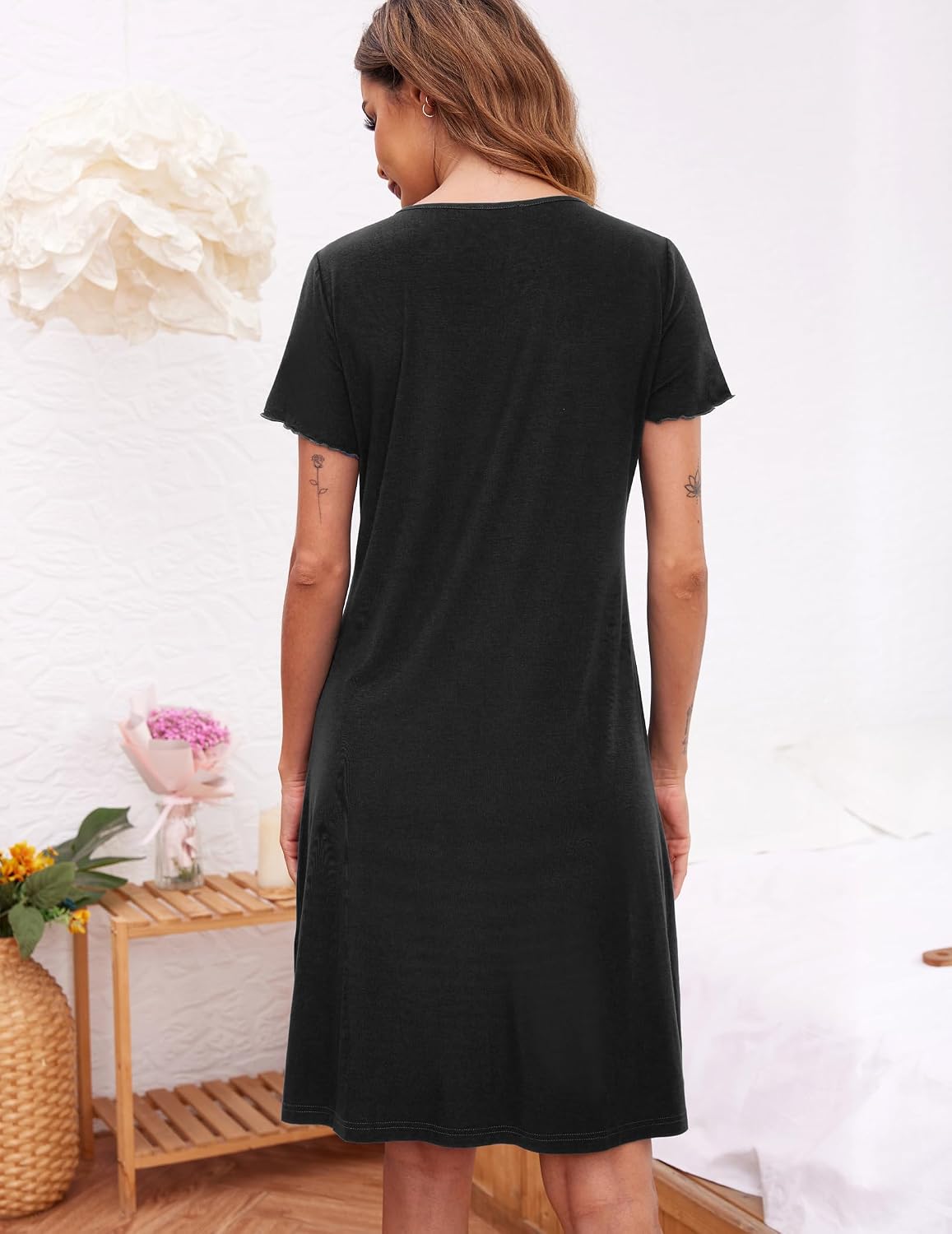 Detalle 1 de Ekouaer Women's Button-Down Nightshirt, Short-Sleeve V-Neck Sleep Dress