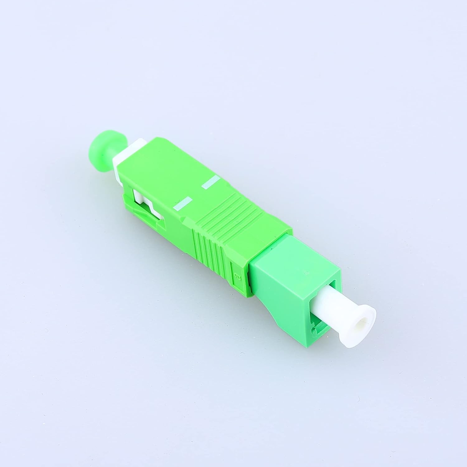 Detalle 2 de Cruiser SC Male to LC Female Fiber Hybrid Adapter – SM 9/125um, Green