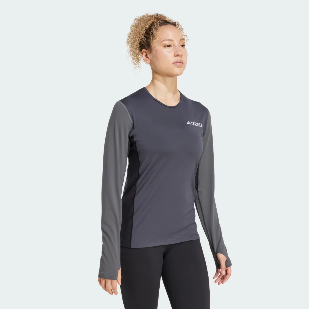 Detalle de Adidas Camiseta interior manga larga Multi Synthetic – gris