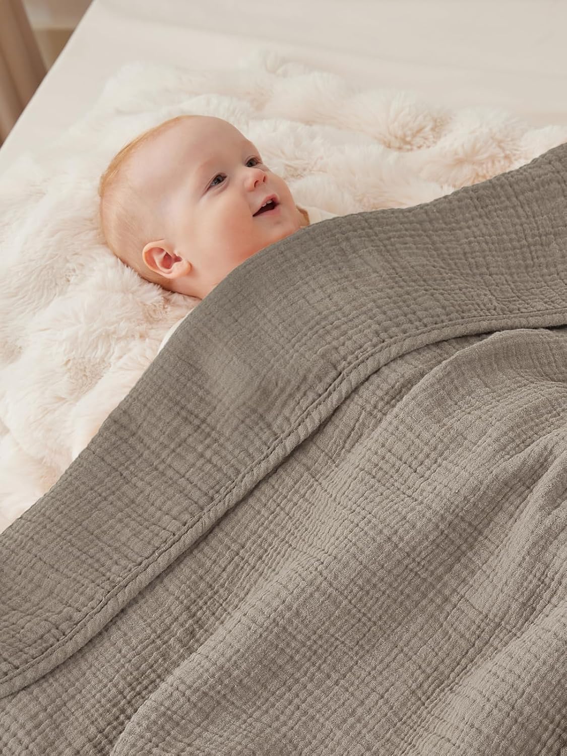 Detalle de TILLYOU 1er Set Musselin Decke 4-lagig – Baby-Pucktücher 75 × 100 cm, Grau-Beige