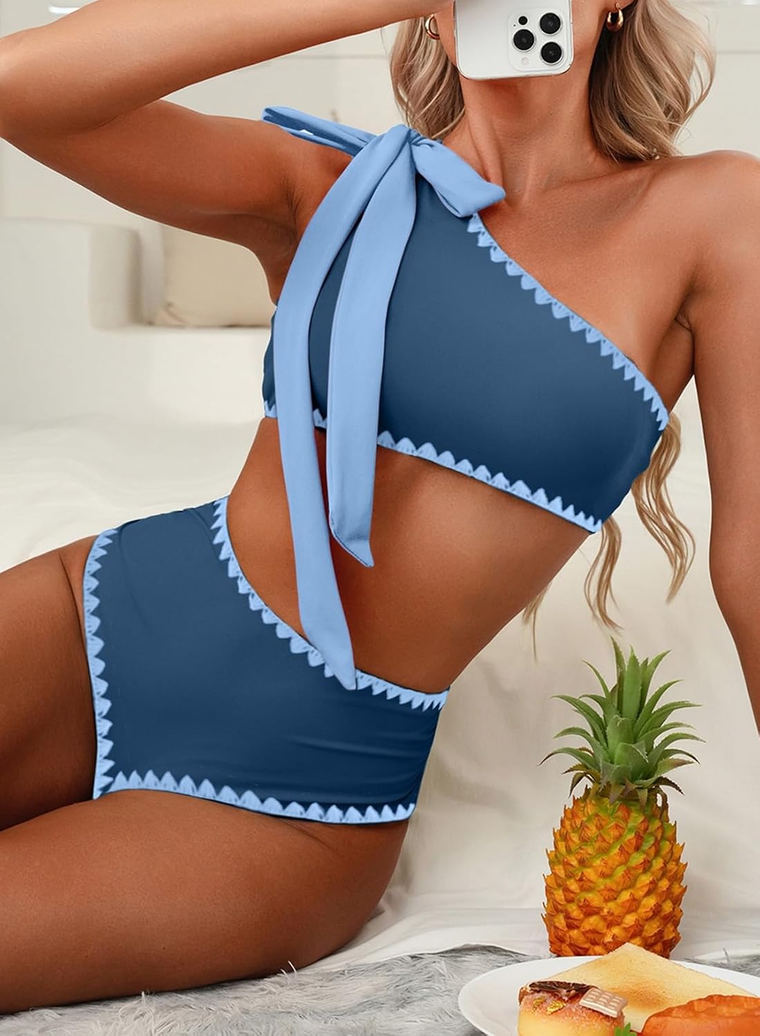 Detalle de Herseas Women’s One Bow Shoulder Ruched One-Piece-Style Bikini Set (2-Piece) — High-Waisted Swimsuit