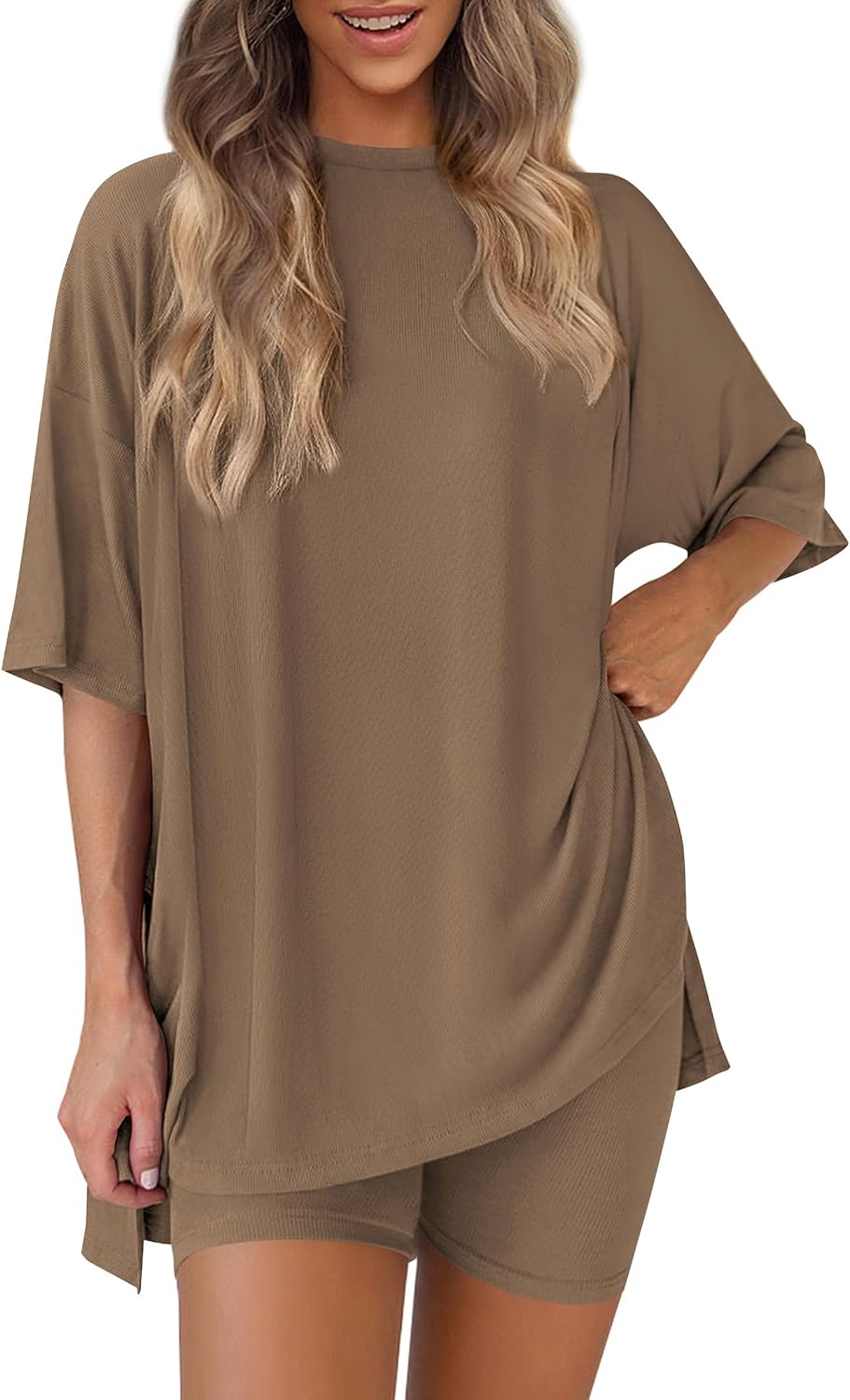 Detalle de Prettygarden Two-Piece Women's Summer Set: Loose Tee + High-W waist Biker Shorts
