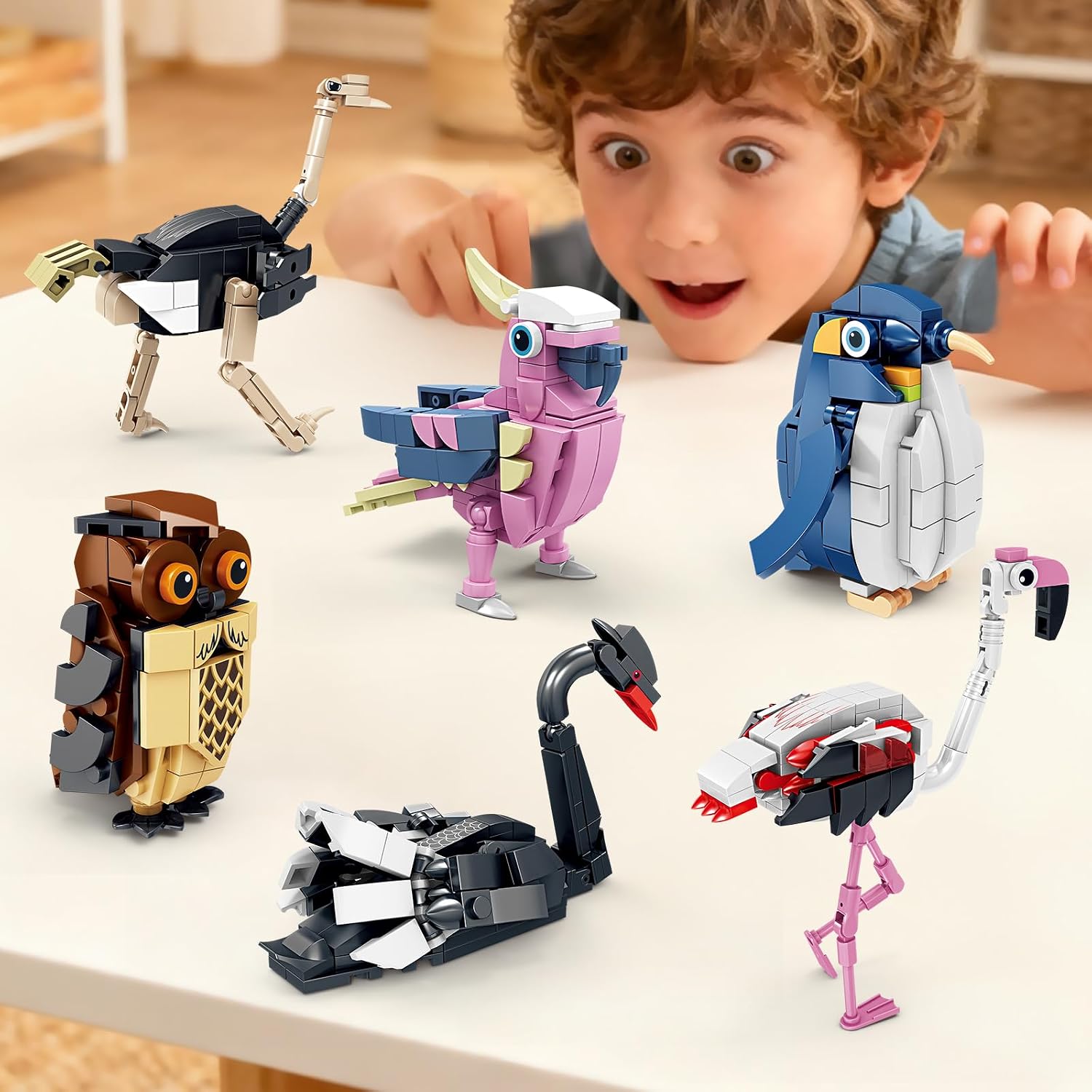 Detalle de Bird Building Set, 835 Pieces