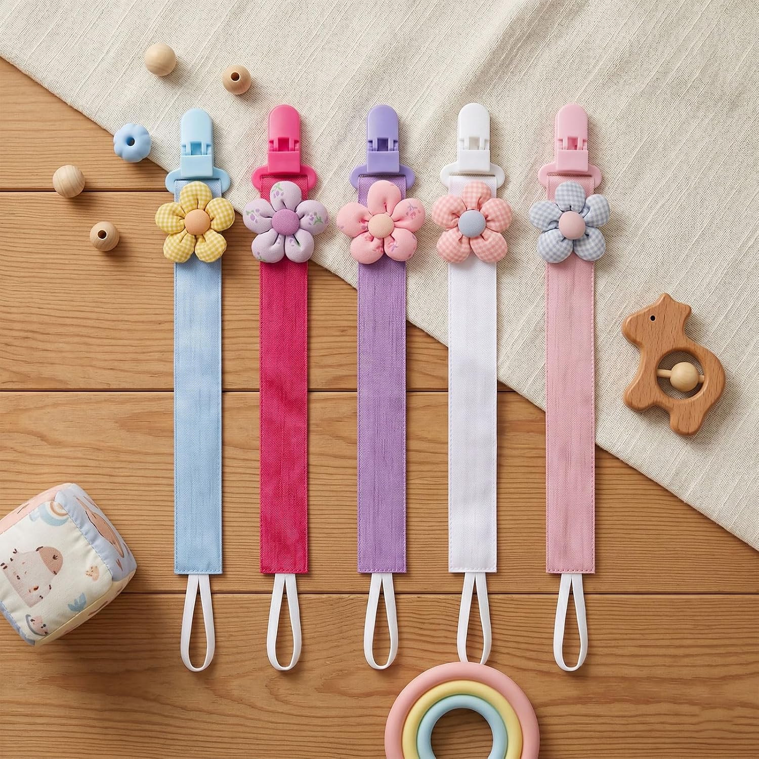 Detalle 2 de Pacifier Clips, 5-Pack