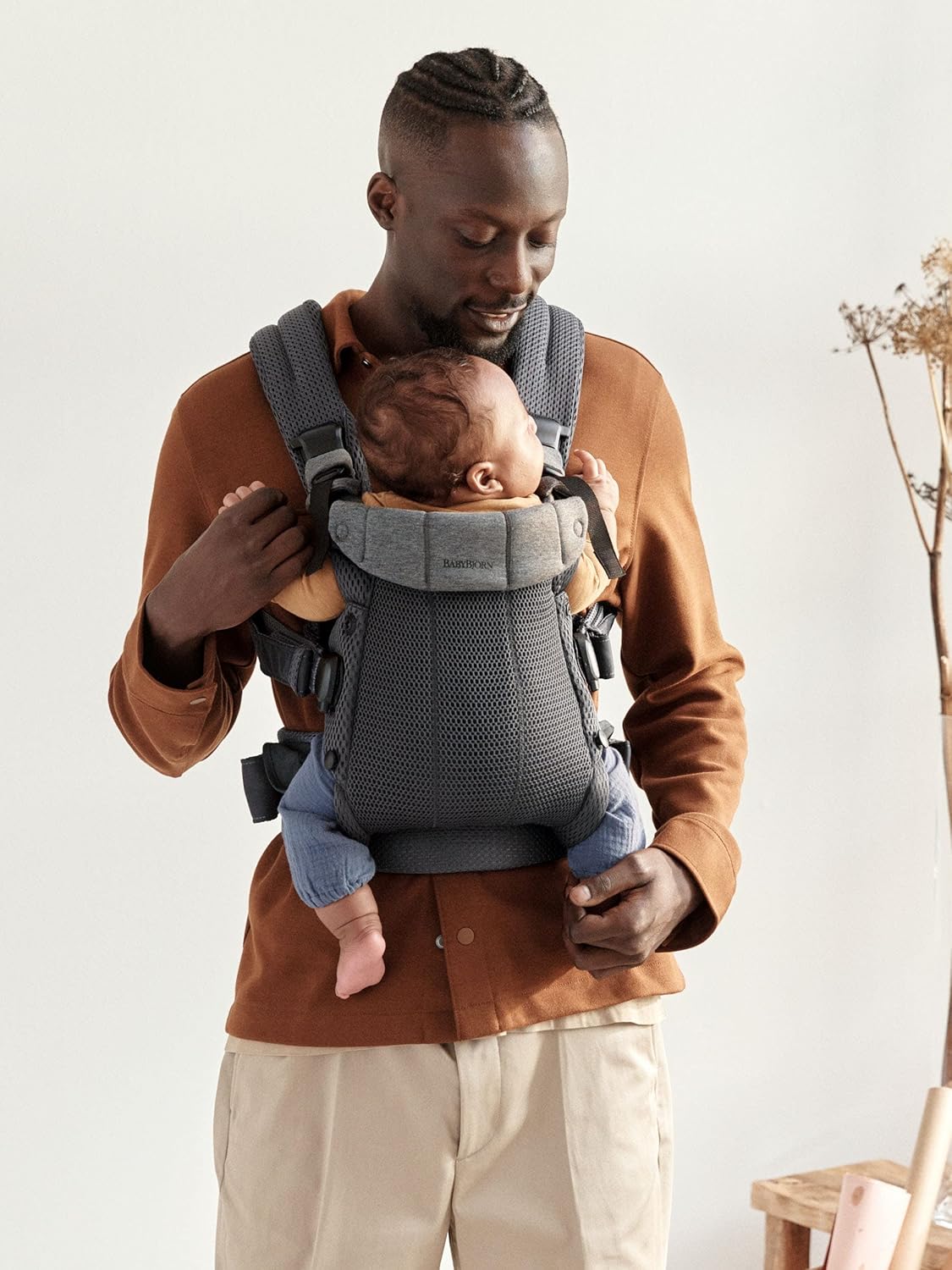Thumbnail 1 de BabyBjörn Porte-bébé Harmony Mesh 3D Gris-Beige – portage physiologique et confort quotidien