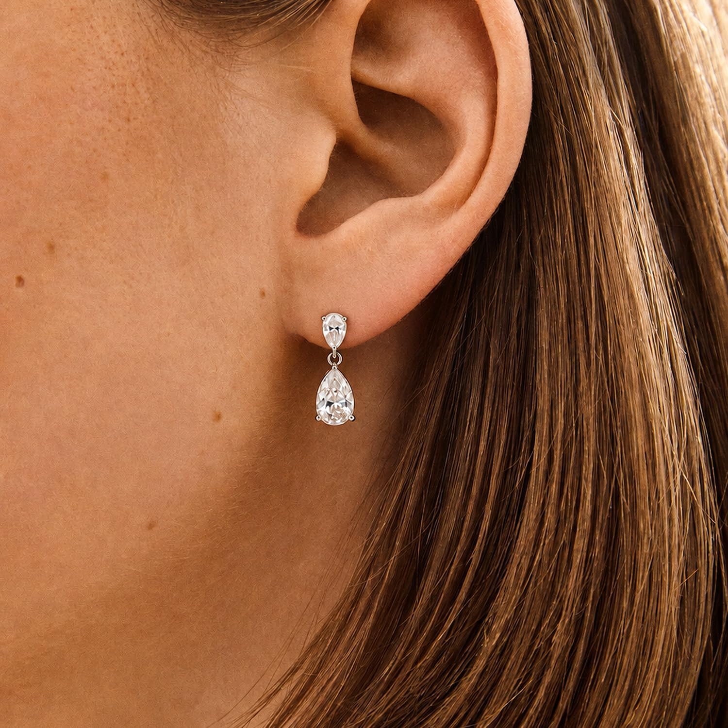 Detalle de Dangle Earrings with 14K Gold Plating