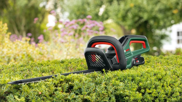 Thumbnail 12 de Bosch UniversalHedgeCut 18v-55 (ohne Akku) – ohne Akku, 20 mm Aststärke, brushless Motor