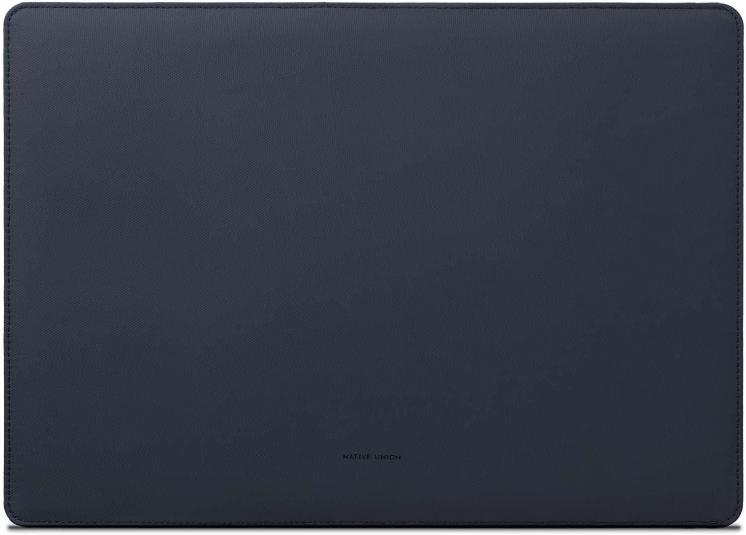 Thumbnail 1 de Native Union Stow Slim MacBook sleeve with magnetic easy-access closure