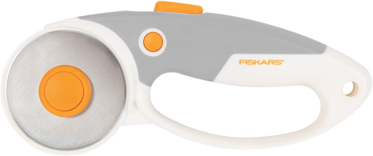 Detalle de Fiskars 1066047 Titanrullkniv, 45 mm blad och SoftGrip-handtag