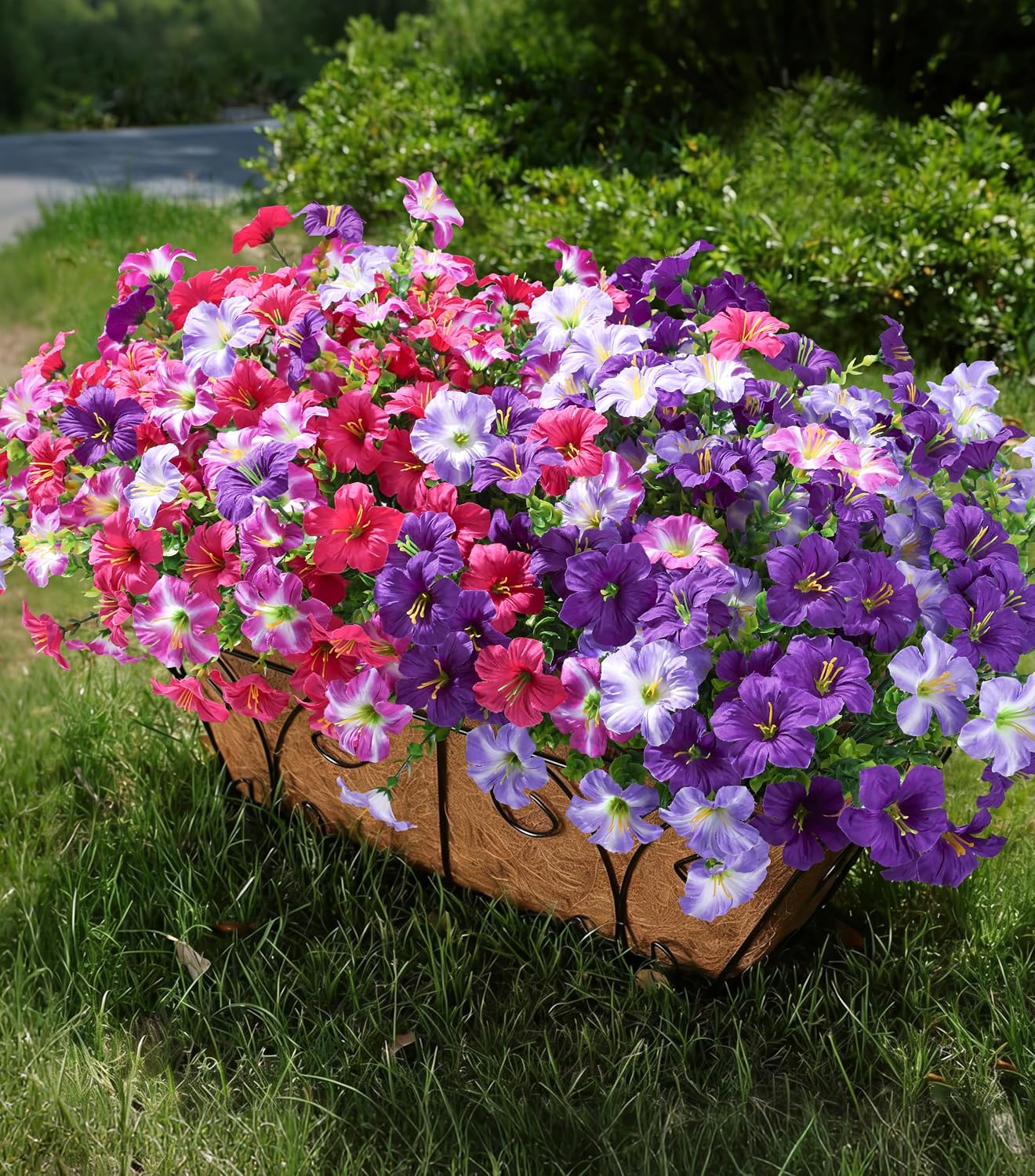 Detalle de Artificial Flowers for Outdoors: 20 Bundles Silk Petunia with Eucalyptus, UV-Resistant Faux Flowers for Outdoor Planters