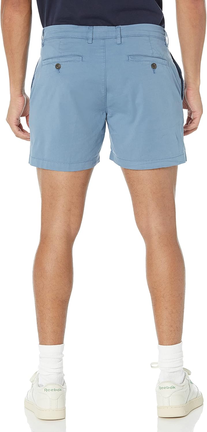 Thumbnail 2 de Amazon Essentials Herren Bequeme Slim-Fit-Stretch-Chinoshorts ohne Bundfalten, 13 cm