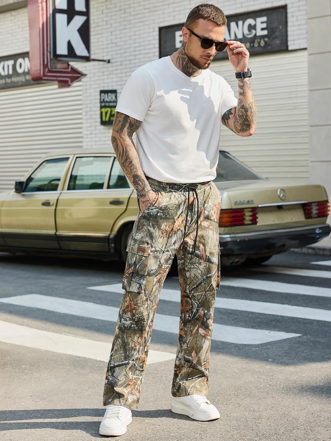 Detalle de PLEPAN Men’s Casual Cargo Pants with Drawstring Waist, Pockets & Relaxed Straight Fit