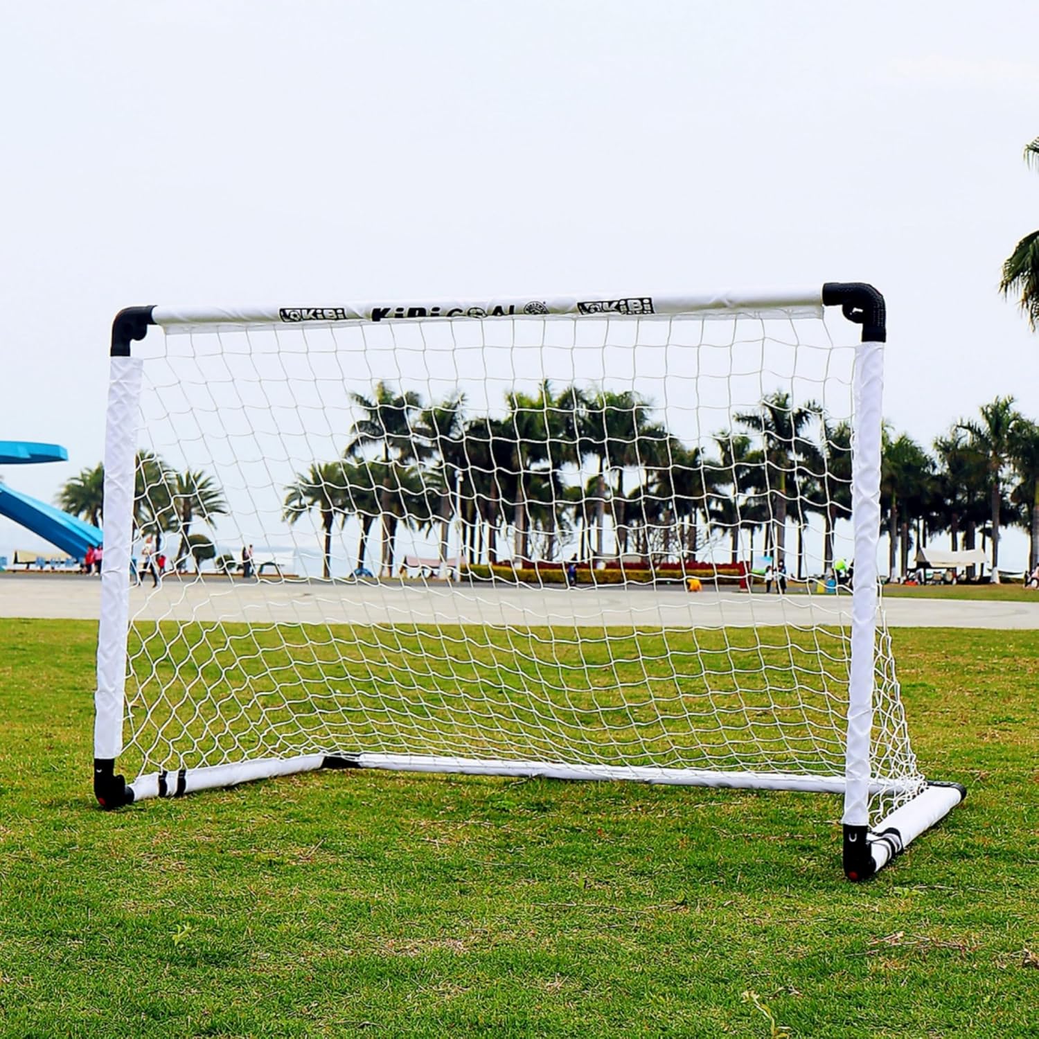 Thumbnail 6 de KiBiGOAL Kids Portable Foldable Football Goal (Indoor & Outdoor Mini Goal)