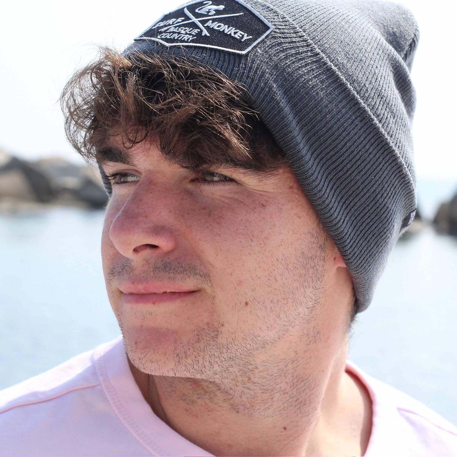 Detalle 2 de Surf Monkey Beanie recyclĂ© taille unique đ§Ł