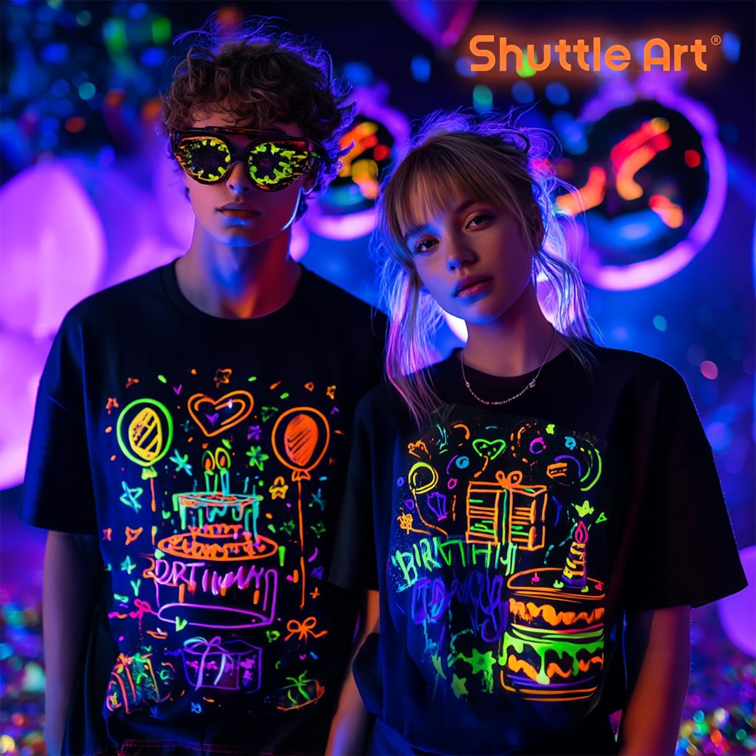 Detalle de Shuttle Art 3D Textilfarbe „Glow in the Dark“ – 26 fluoreszierende Stoffmalfarben (waschmaschinenfest) für T-Shirts & Co.