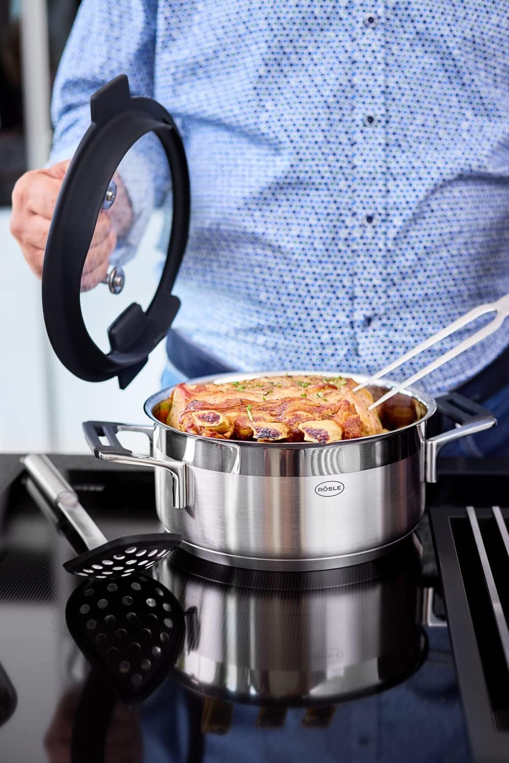 Detalle 2 de Rösle Tenedor Trinchador para Servir Carne y Queso 🍖