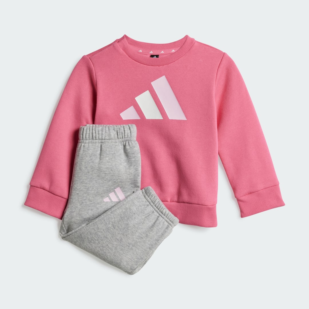 Detalle de Conjunto Essentials (Bebé) de Adidas – Rosa