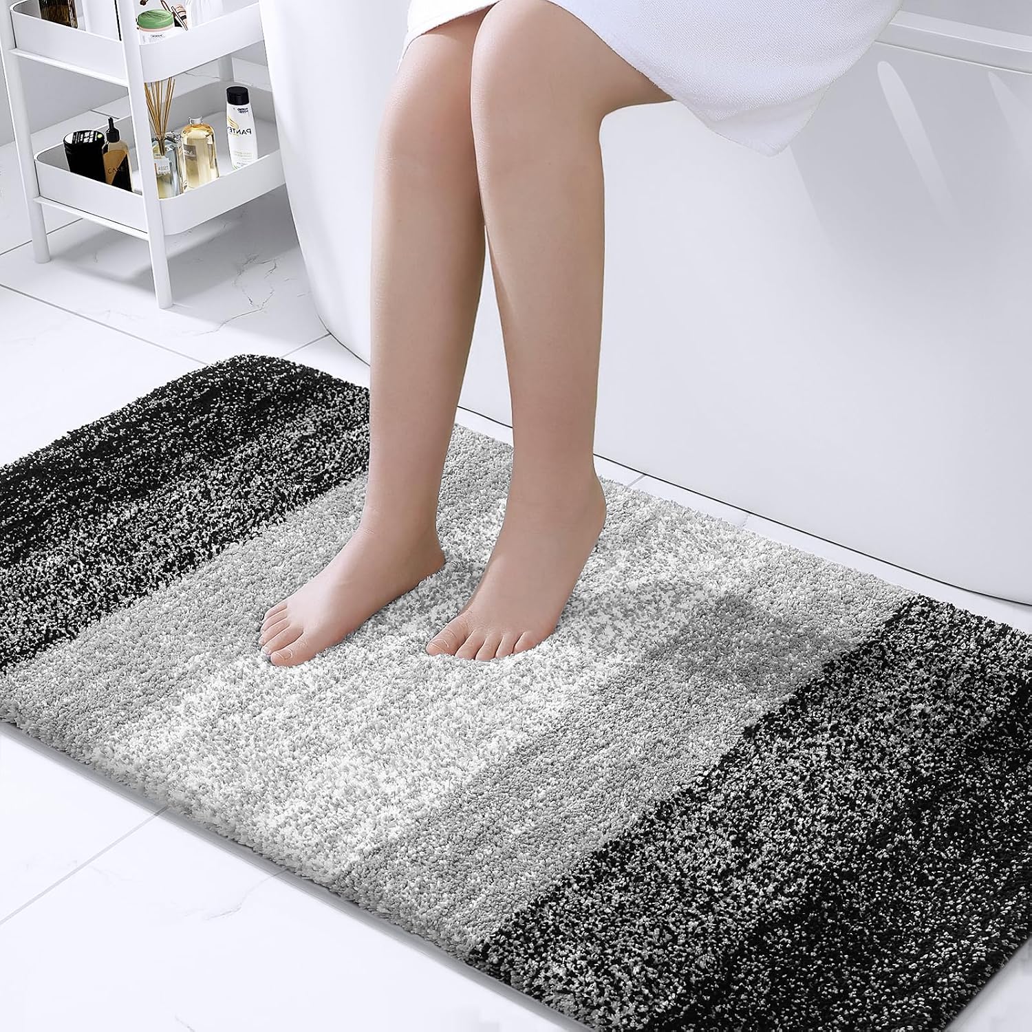 Detalle de OLANLY 47x24 Bath Rug Mat – Ultra-Soft Microfiber, TP Rubber Backing, Quick-Dry, Machine Washable