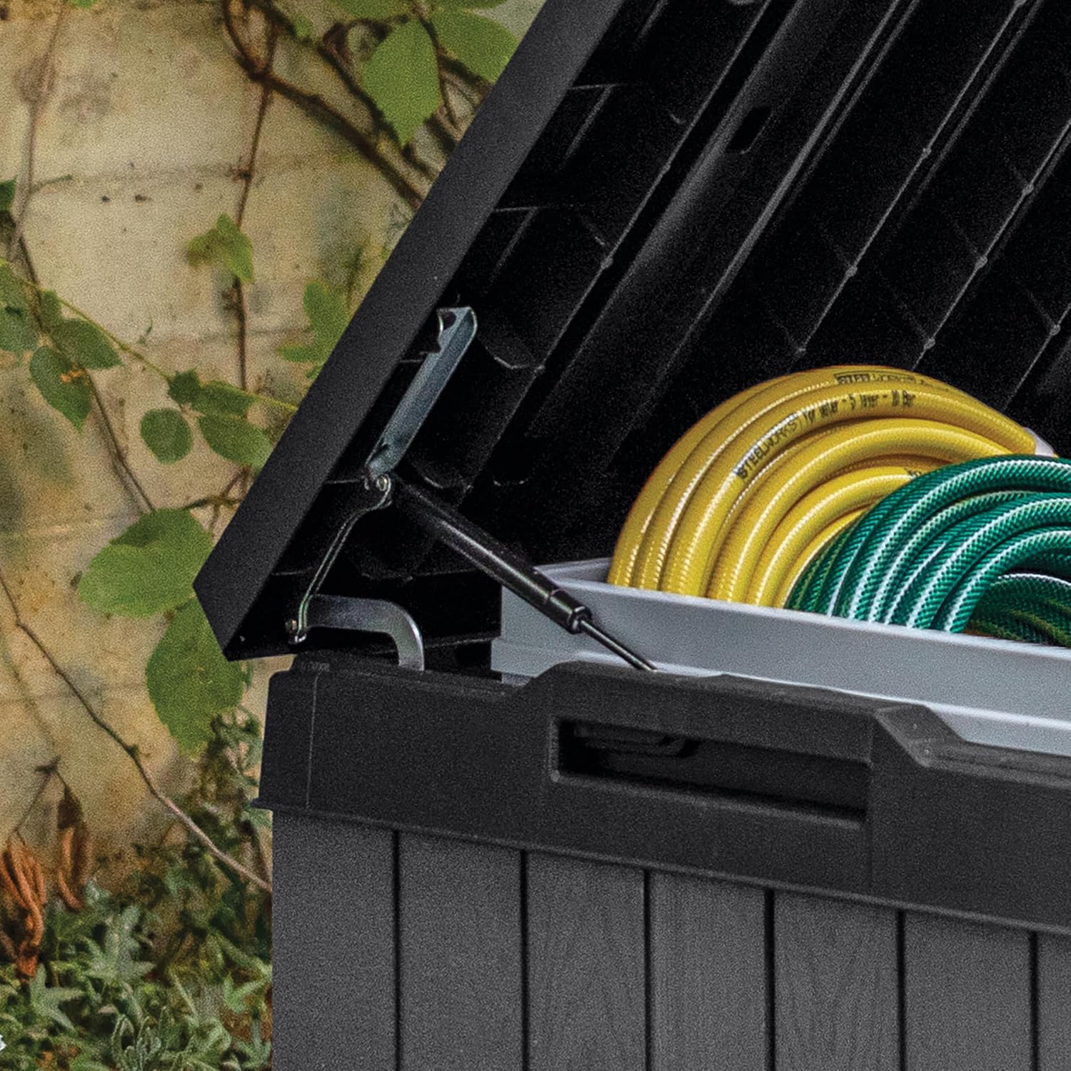 Detalle de Keter Darwin 662L Wood-Look Outdoor Storage Box (Evotech™ Composite)