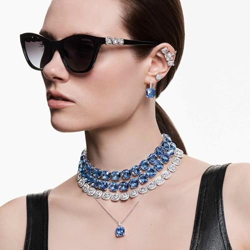 Detalle 2 de Swarovski Millenia Pendientes Colgantes Talla Cojín en Azul con Baño de Rodio