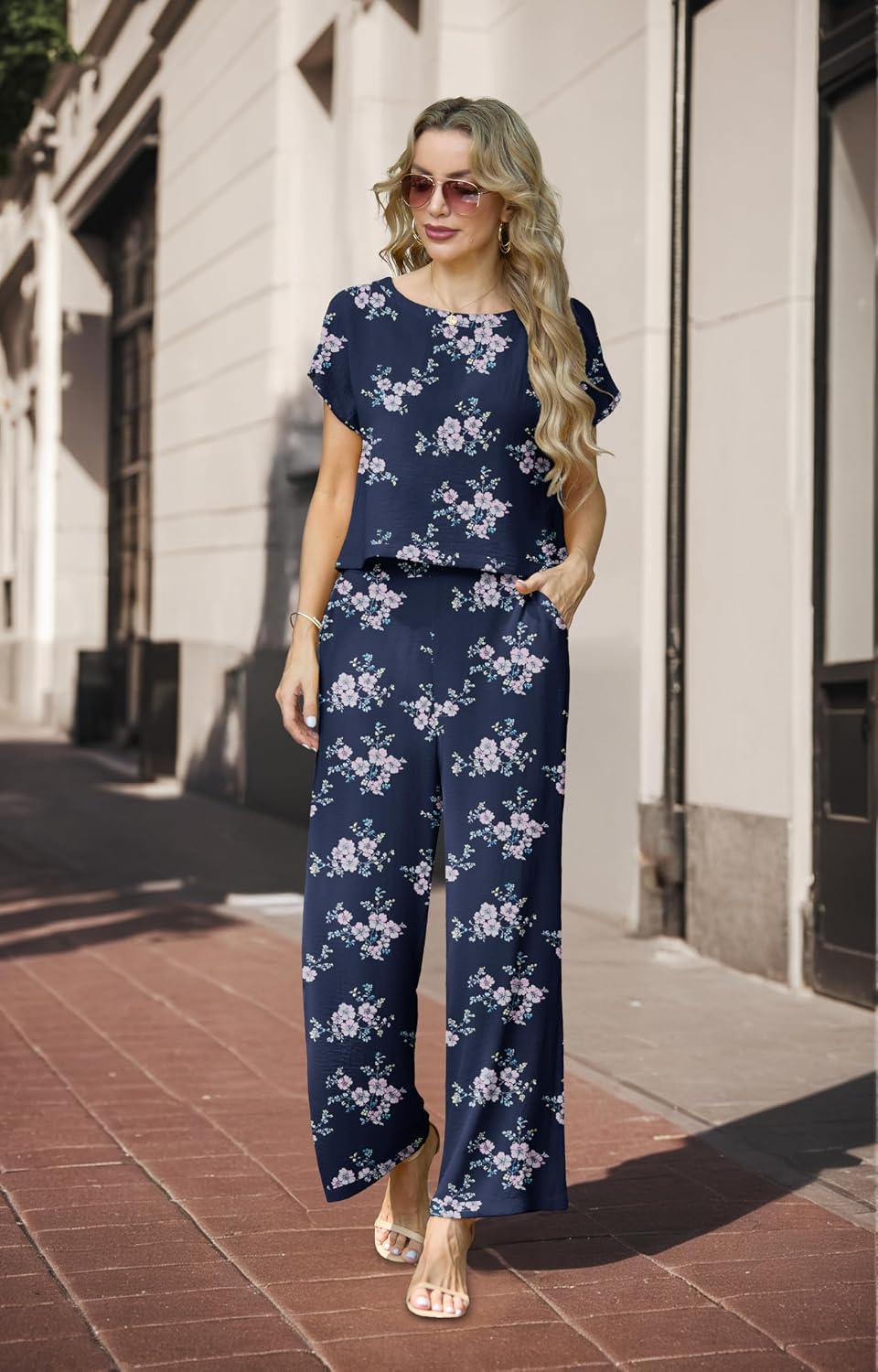 Thumbnail 2 de Lepunuo Two-Piece Lounge Set with Wide-Leg Pants