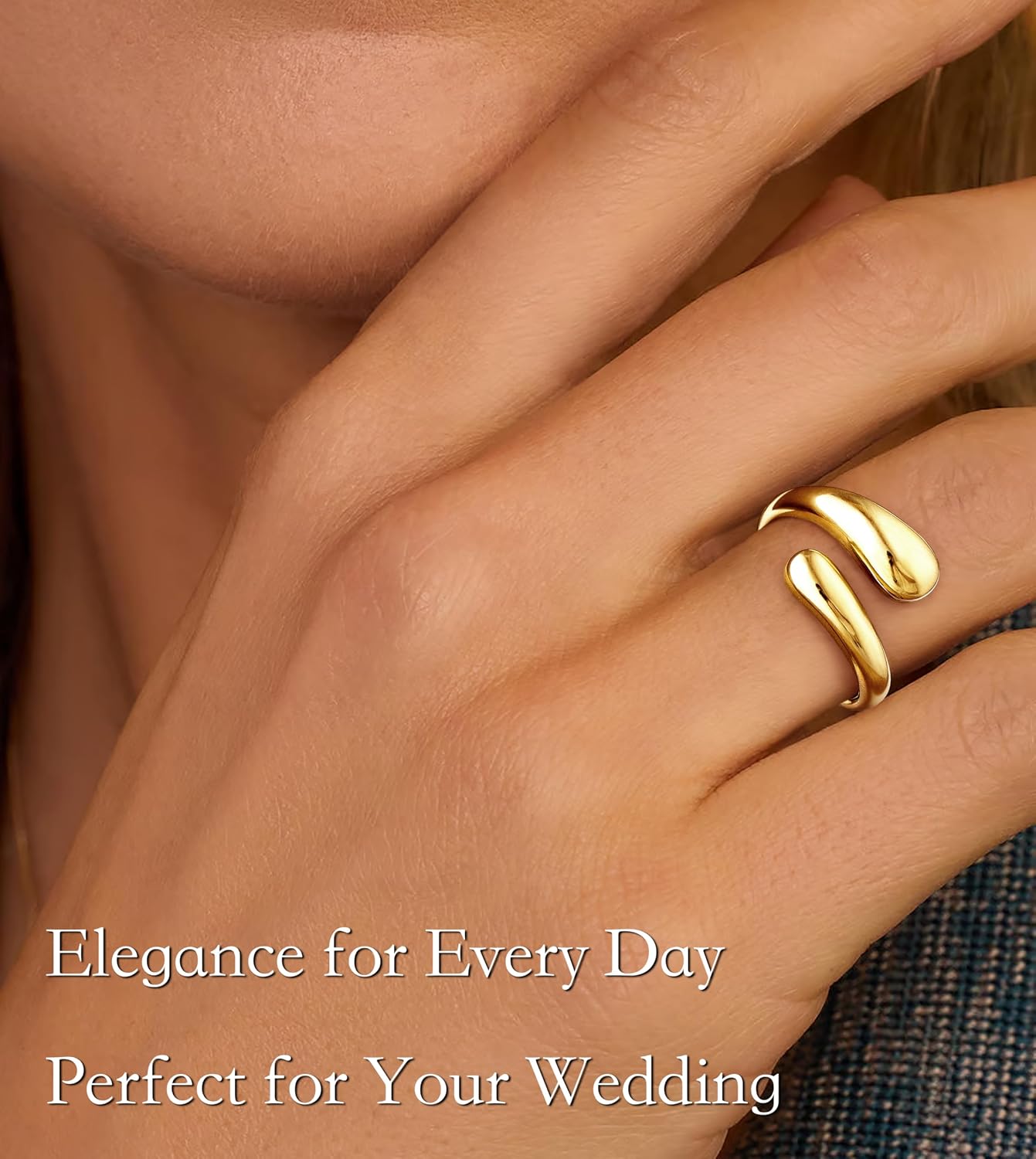 Detalle 1 de Gold-Plated Statement Ring
