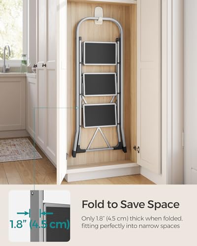 Detalle de SONGMICS 3-Step Folding Ladder – Safe, Compact Steel Step Stool