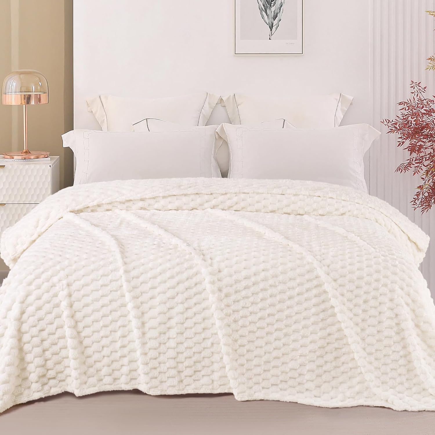 Detalle 2 de Exclusivo Mezcla queen-size fleece blanket (230x230 cm) – fuzzy ivory sofa throw with 3D cloud jacquard