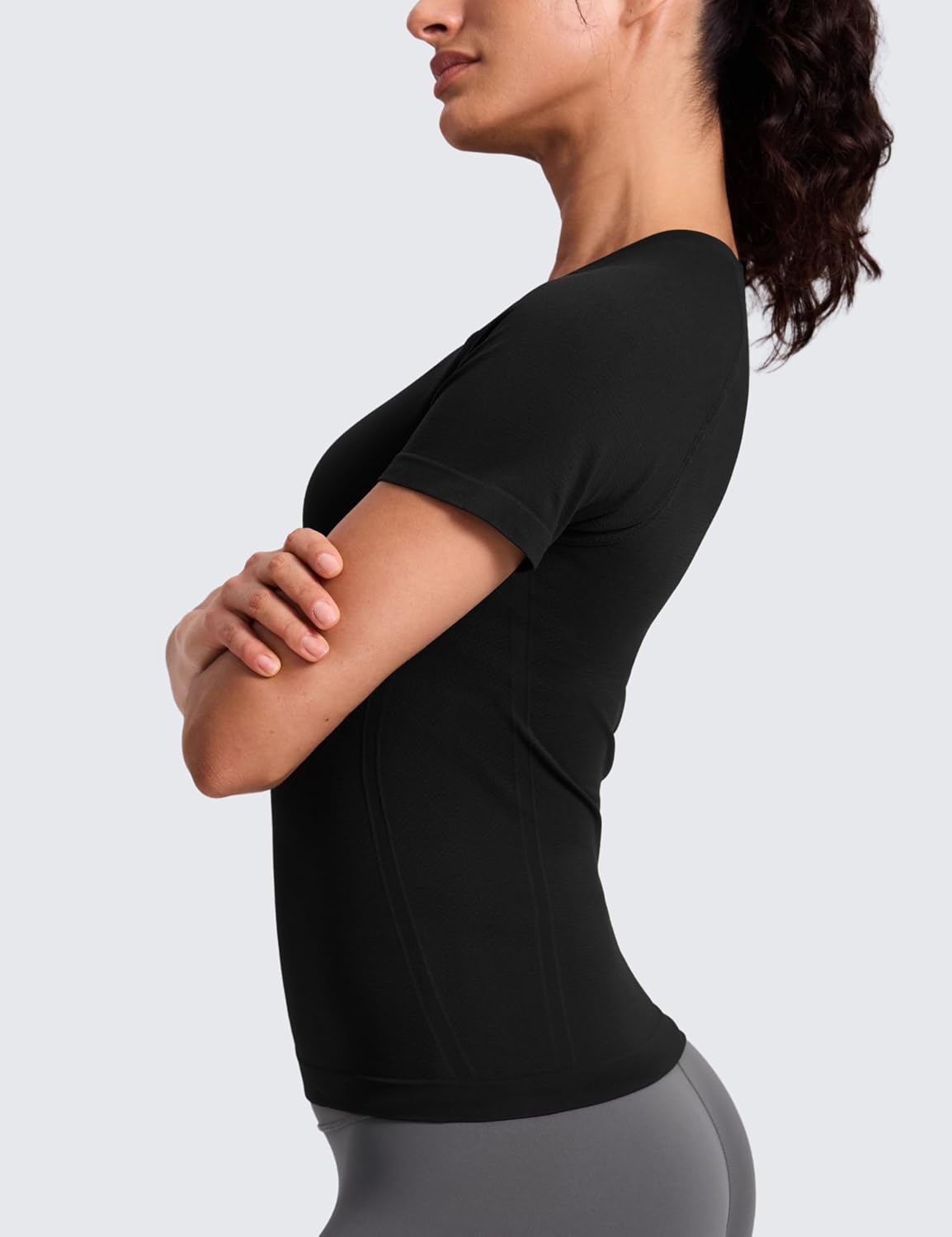 Detalle 2 de CRZ YOGA Camicie Sportive a Maniche Corte da Corsa: libertà, traspirabilità e comfort senza cuciture