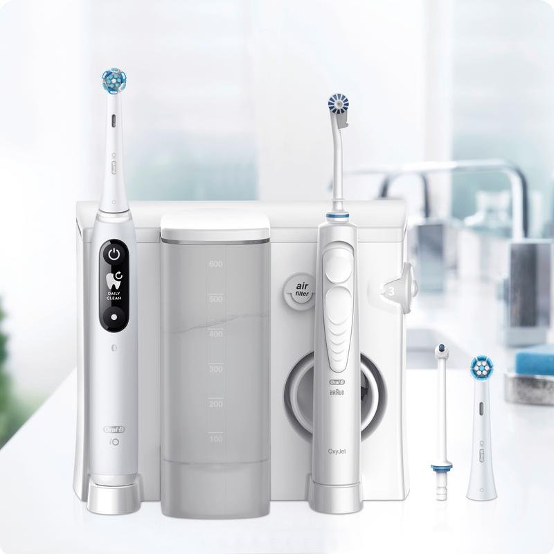 Detalle de Oral-B iO6 OxyJet: cepillo oscilante rotativo con 5 modos, 2 cabezales y Bluetooth