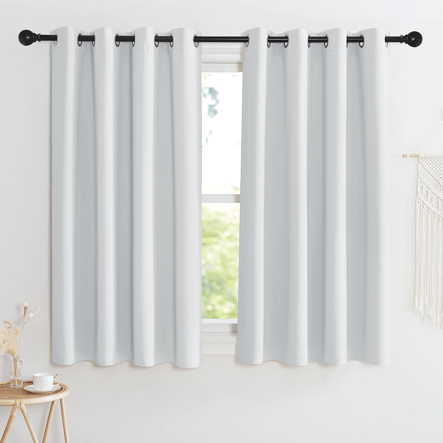 Detalle de KGORGE Verdunkelungsvorhang Kurz mit Ösen (2er-Set) 145 x 140 cm, blickdicht – Thermo für Wohn- und Schlafzimmer