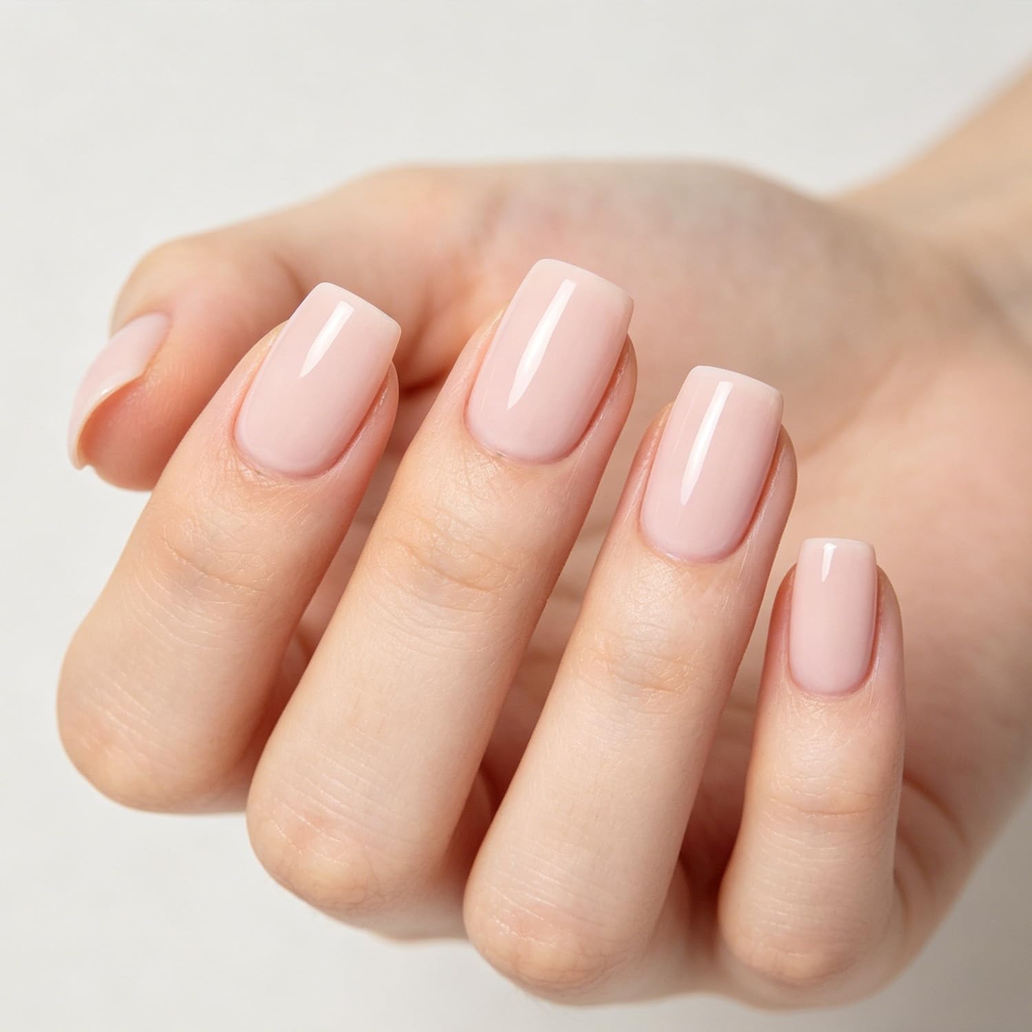 Detalle de Modelones Baby Pink Press on Nails: 32-Piece Summer Short Square Reusable Nail Kit