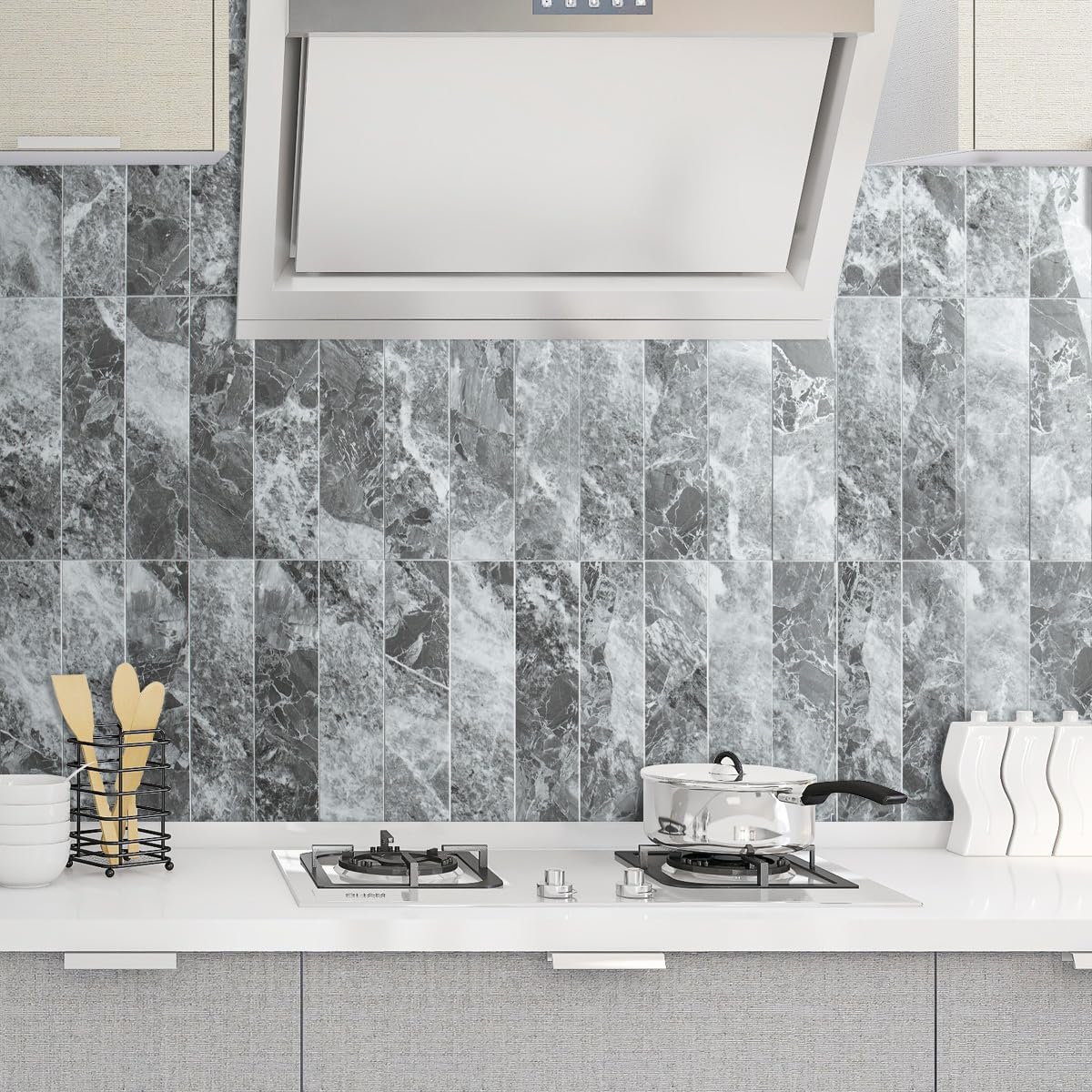 Detalle de AULIGET PVC peel-and-stick backsplash tiles