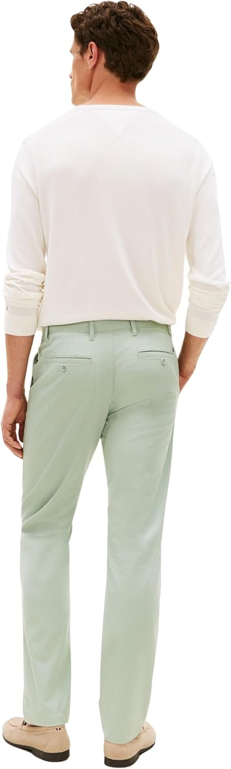Detalle de Tommy Hilfiger Herren Chino – zeitlose Passform mit hohem Tragekomfort