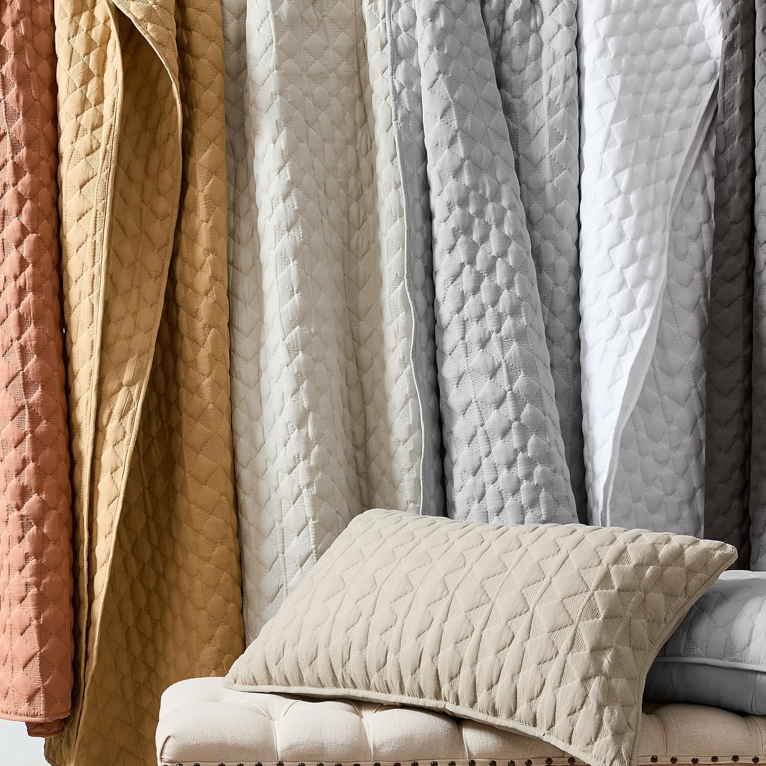 Thumbnail 6 de Beige Quilt King Size Bedding Set with Pillow Shams - 3 Pieces, Lightweight Geometric Quilt Coverlet