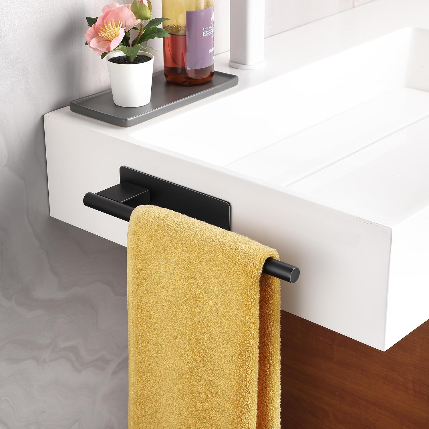 Detalle 2 de ALΟCEO ALOCEO towel rail 28 cm matte black