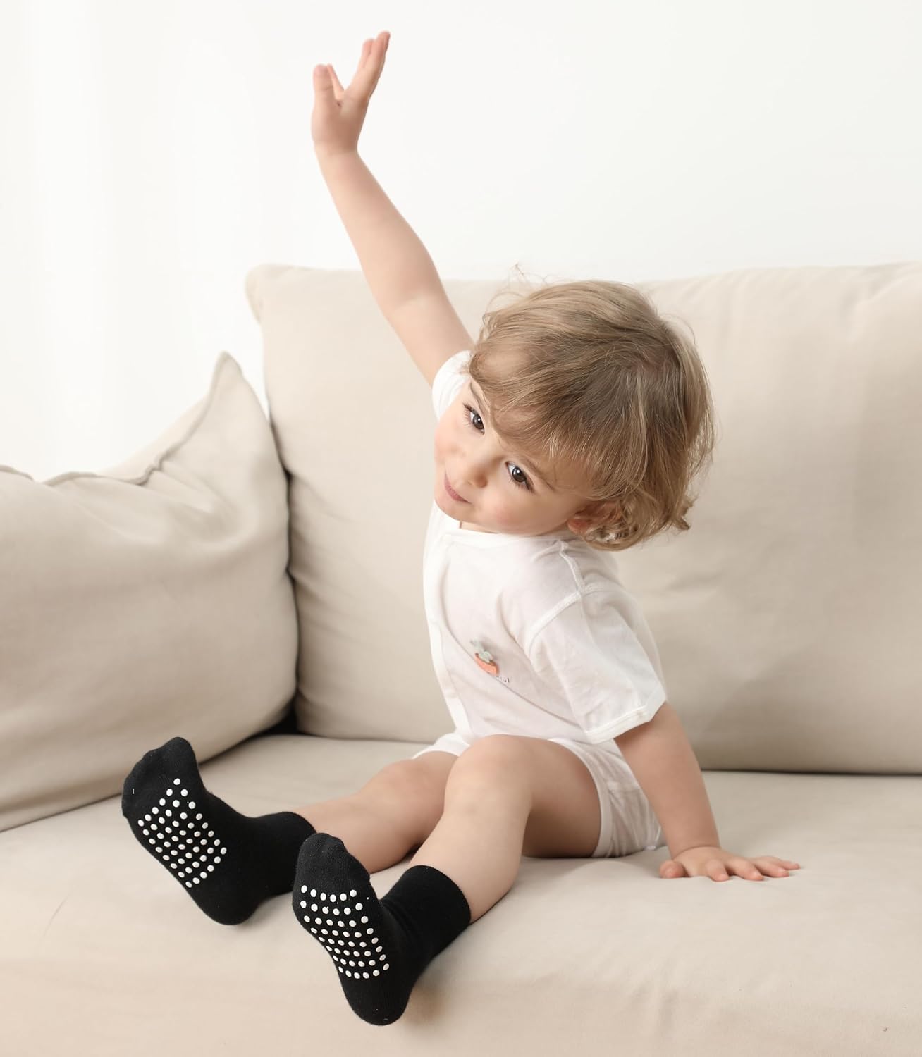 Detalle 2 de JAKIDAR 12-Pack Baby and Toddler Cotton Crew Socks with Non-Slip Grips