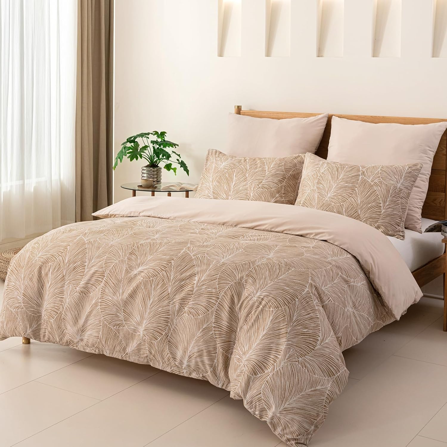 Thumbnail 1 de Tokokimo Beige Double Duvet Cover Set (Tropical Leaves) with 2 Pillowcases, Soft Microfibre, 200x200 cm