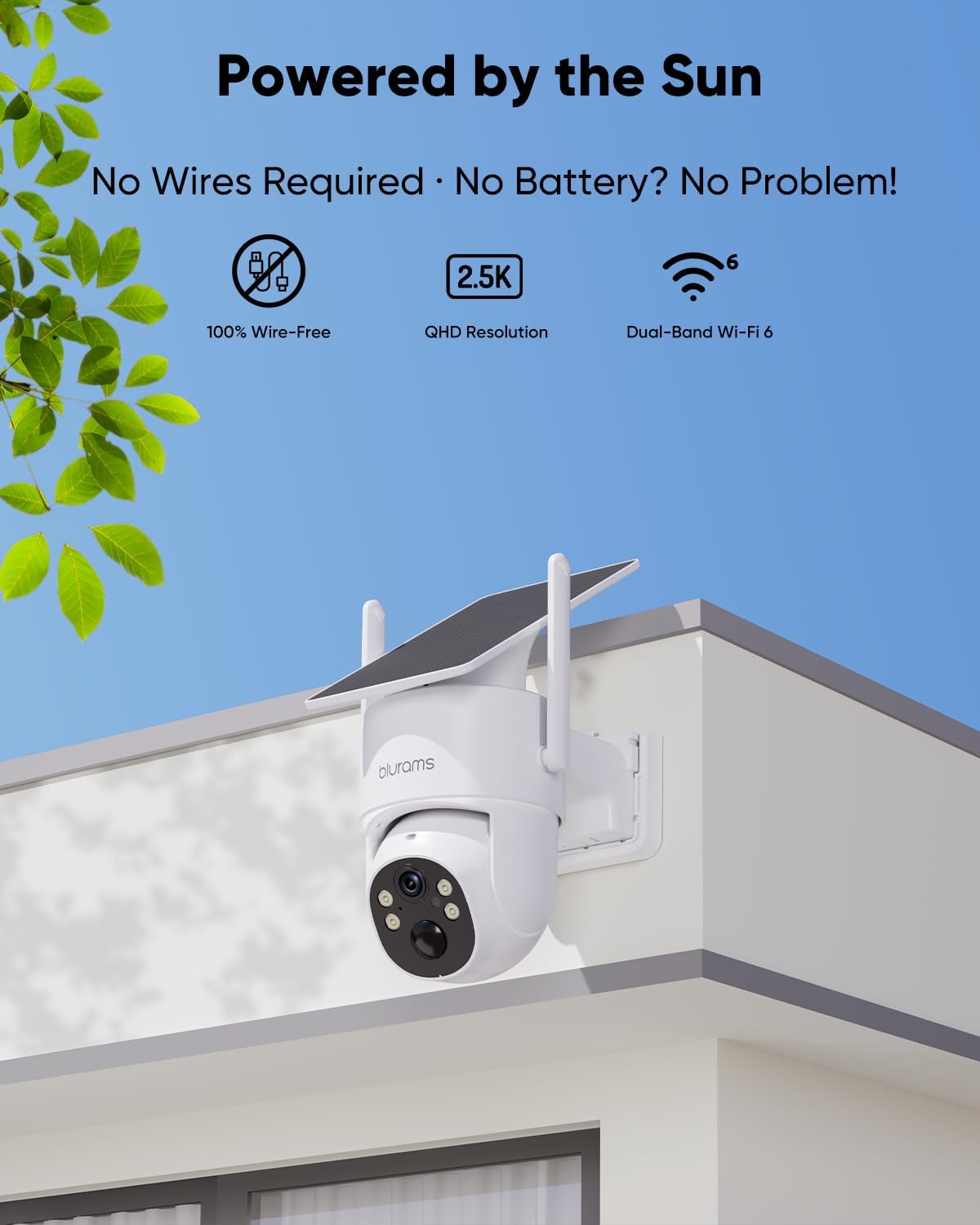 Detalle de blurams outdoor security camera with solar panel