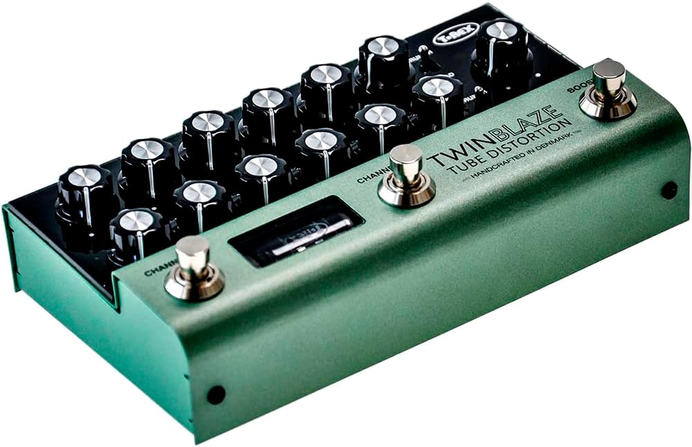 Detalle de T-REX EFFECTS TWIN BLAZE アナログチューブディストーション、12AX7搭載・2チャンネル