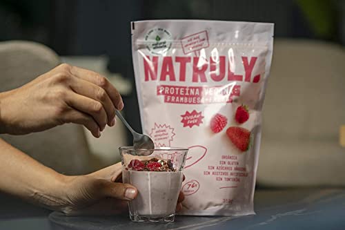 Detalle 2 de NATRULY Proteína Vegana BIO de Fresa y Frambuesa (76%) sin azúcar, 350 g