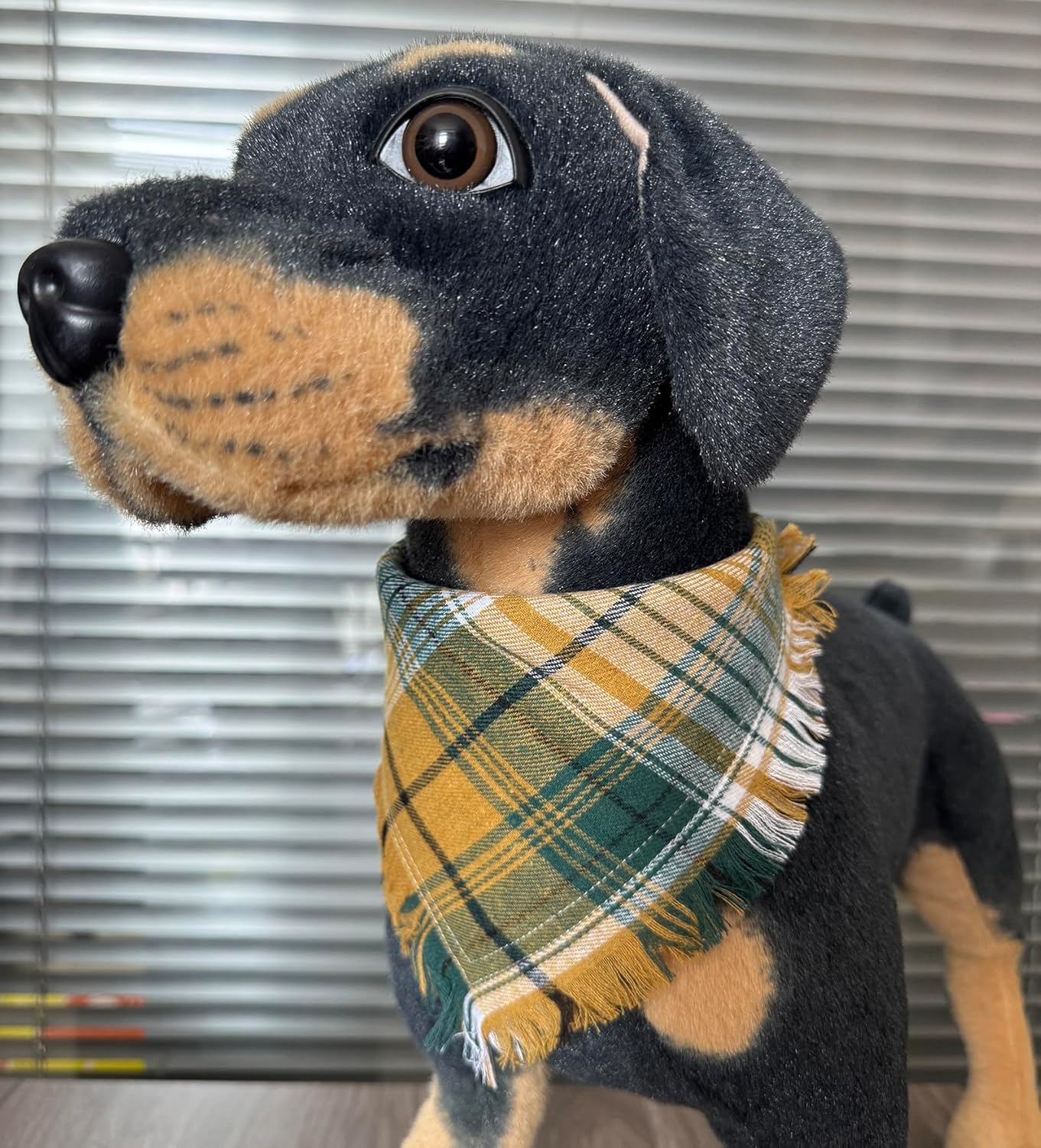 Detalle de Dog Bandanas Cotton Plaid Triangle Scarfs for Pets (Yellow Green) – Small & Medium Sizes