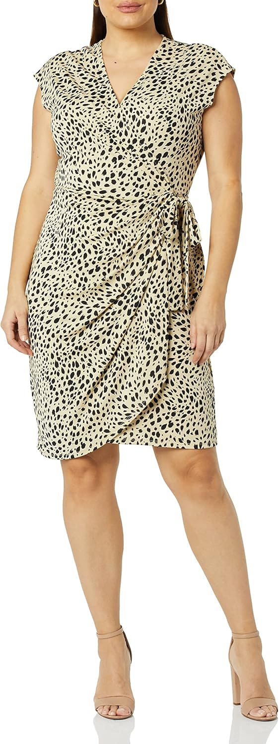 Thumbnail 3 de Amazon Essentials Damen klassisches Wickelkleid mit Flügelärmeln (auch in Übergröße)