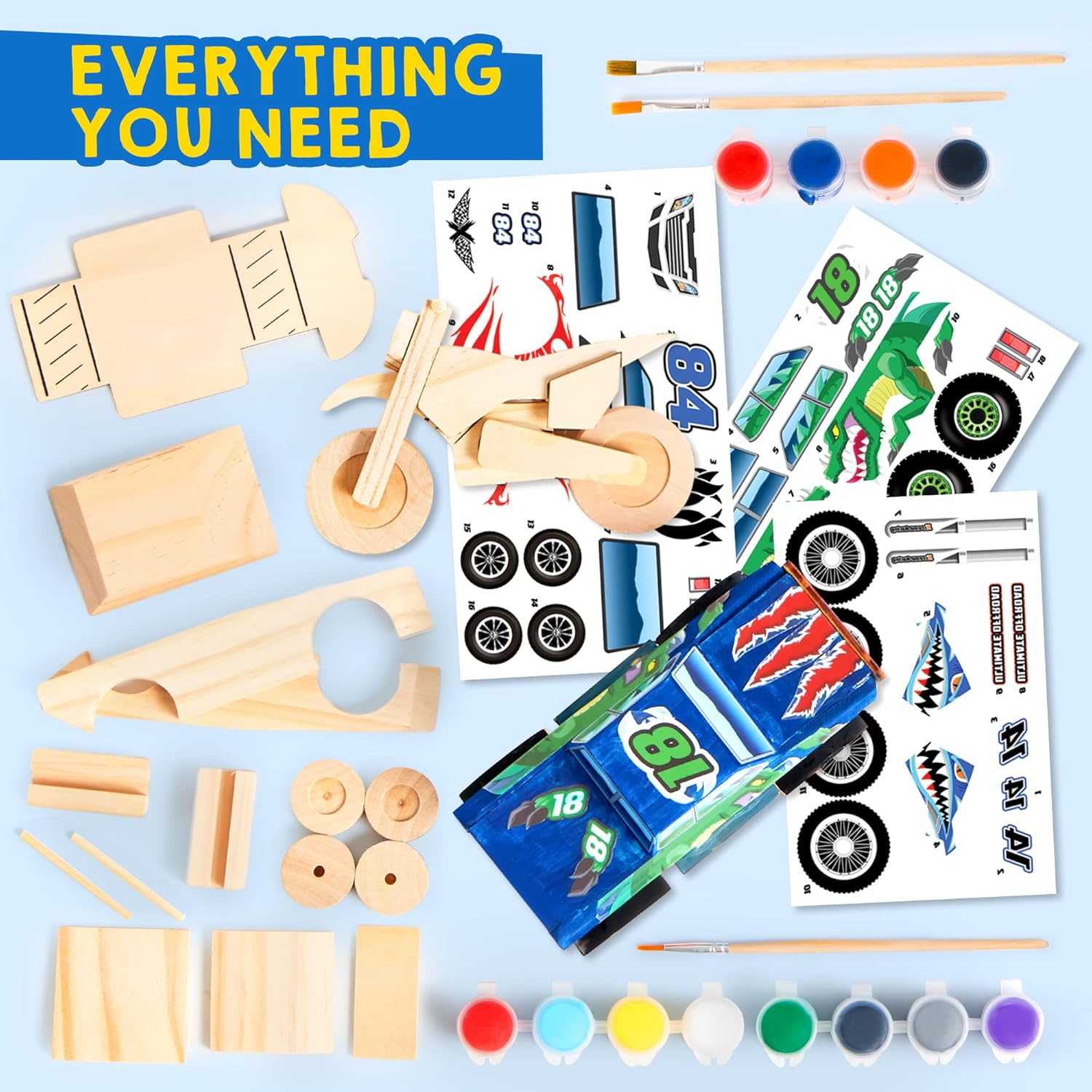 Detalle 2 de Klever Kits Craft Kit: build & paint your own wooden race car (144-piece set)