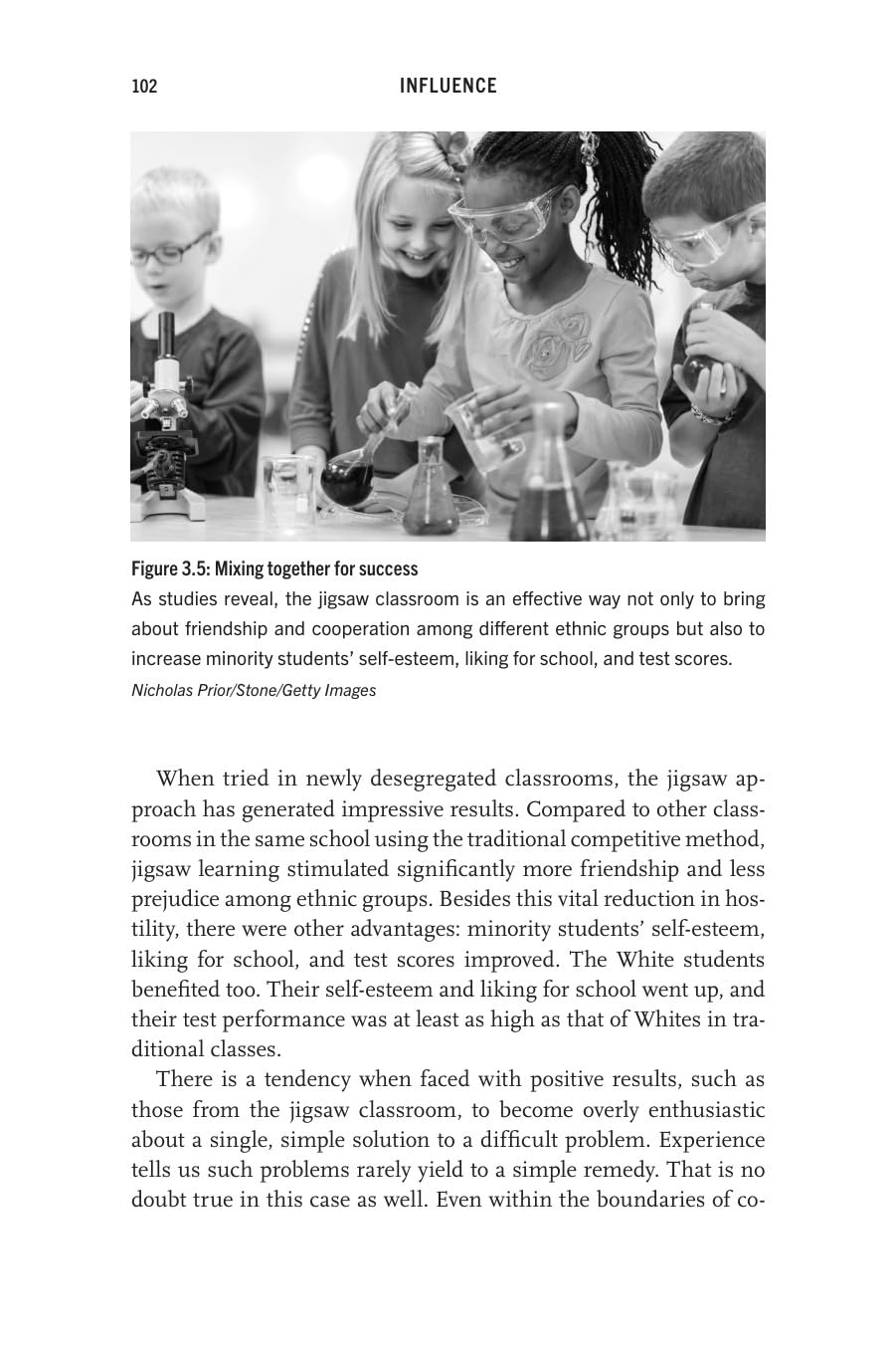 Detalle de Influence, New and Expanded: The Psychology of Persuasion – boek, 592 pagina’s